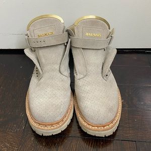Suede AUTHENTIC Balmain boots